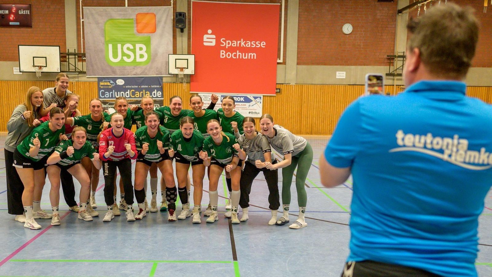 35:23! Riemker Handballerinnen zeigen ihr anderes Gesicht